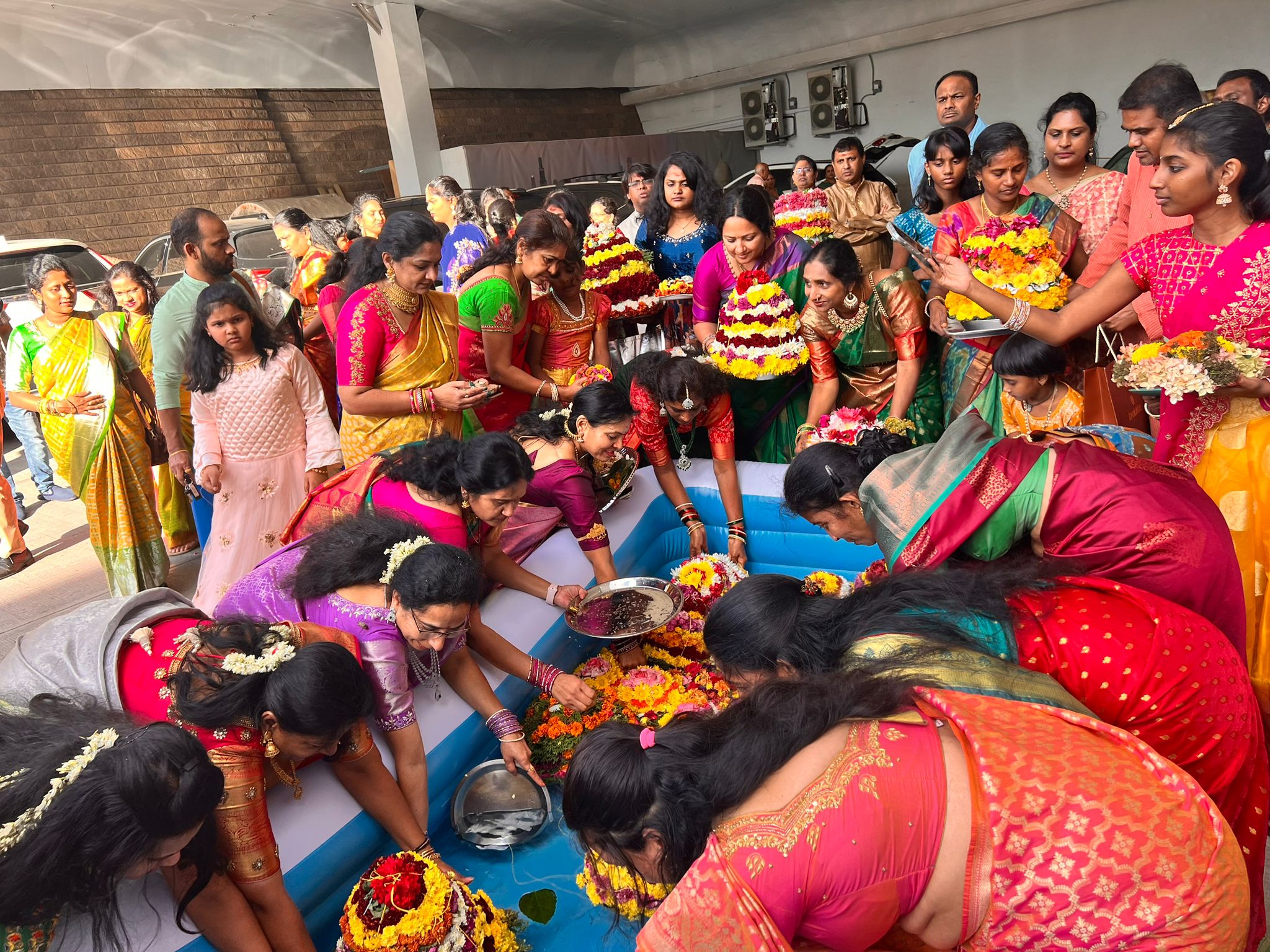 0f0df0655e9ef4f1d1d7b91af6d8903e